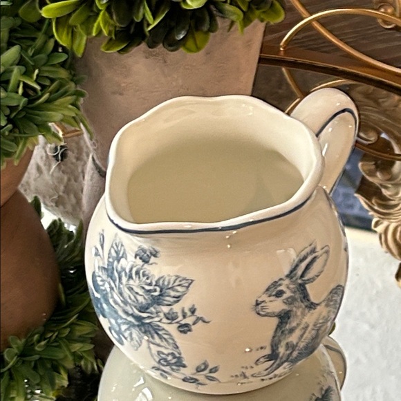NEW! Vintage Inspired French Floral Toile Blue & White Bunny Sugar & Creamer Set - Picture 8 of 11